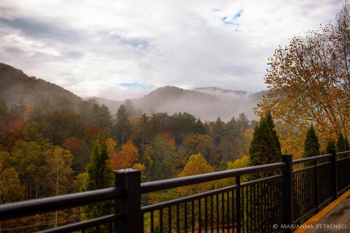 Moose Hollow Lodge Pigeon Forge Exteriör bild